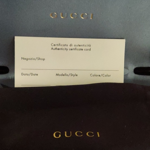Gucci Glasses - Picture 5 of 12